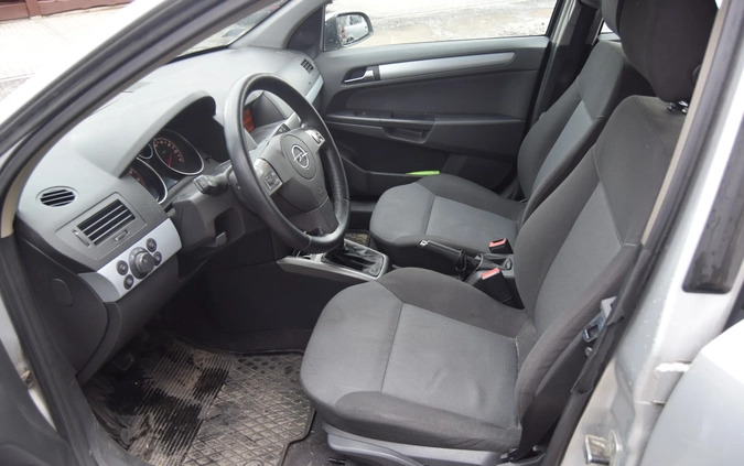 Opel Astra cena 7000 przebieg: 314000, rok produkcji 2005 z Piastów małe 79